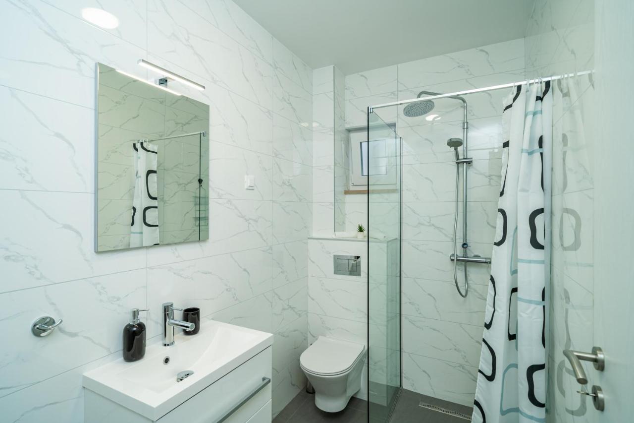 Blue Bay Apartment Дубровник Экстерьер фото